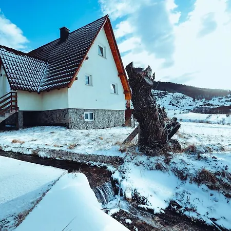 Alpesi faház Mountain House Kosjenka