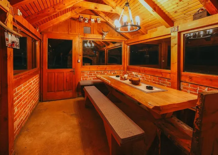 בקתה Mountain House Kosjenka קופרס